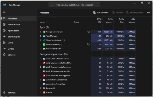 Windows Task Manager showing CPU memory and disk usage